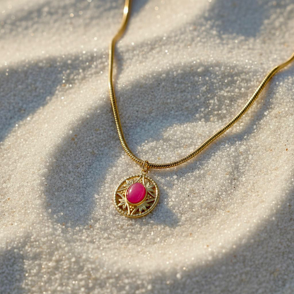 Gouden roestvrijstalen snake ketting met roze jade