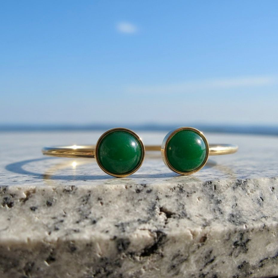 Collectie armbanden met edelstenen in verguld roestvrij staal