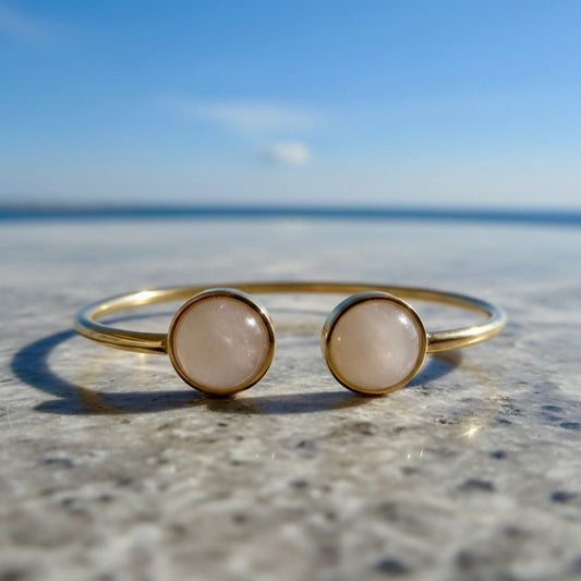 Collectie armbanden met edelstenen in verguld roestvrij staal