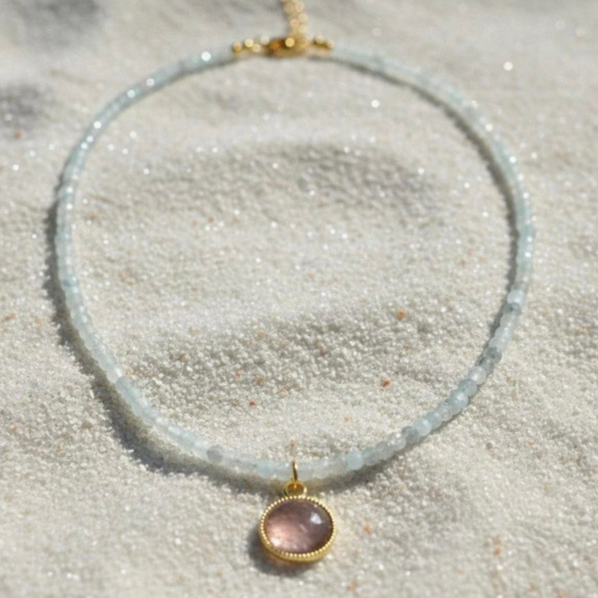 Ketting van labradoriet, aquamarijn en amethist