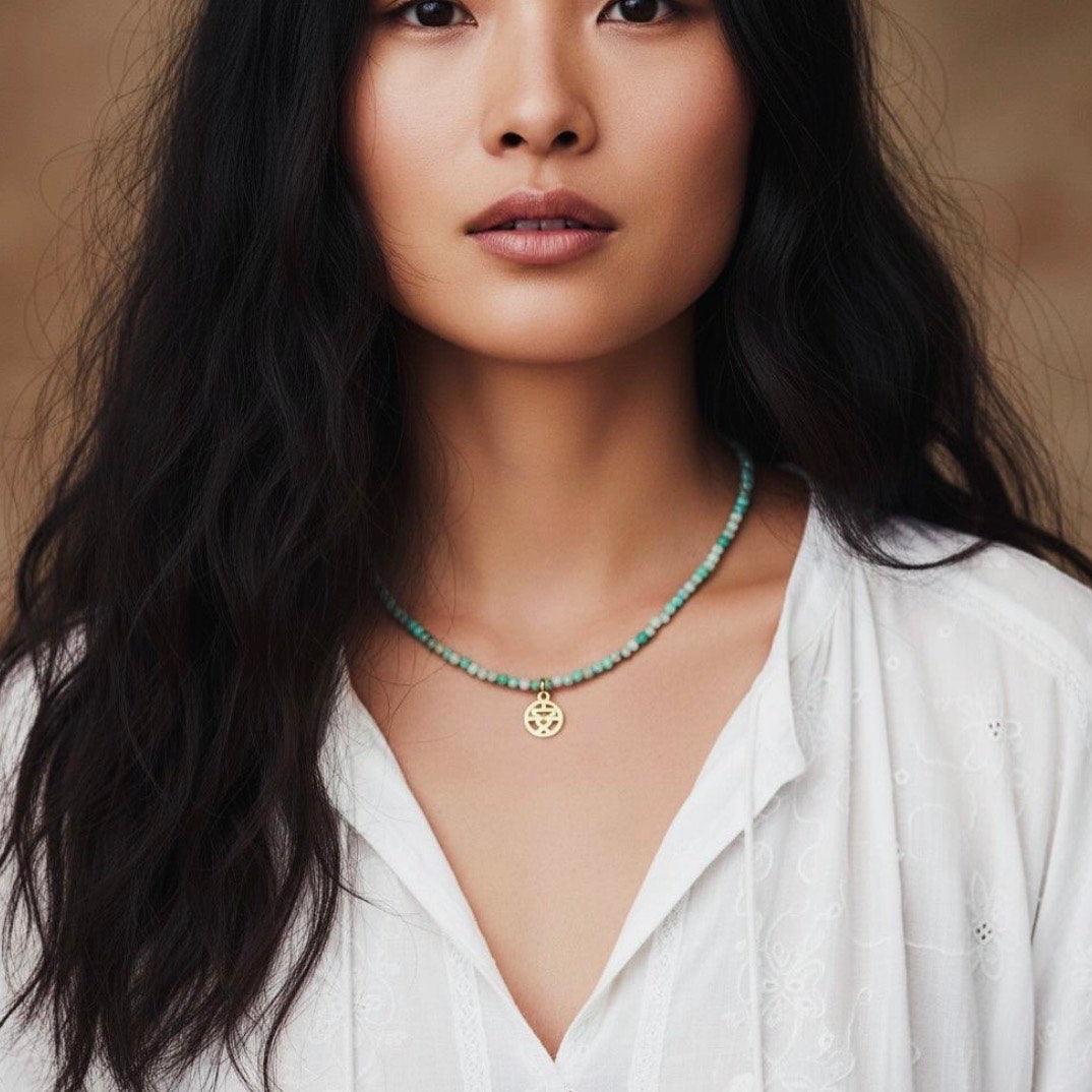 Ketting van amazoniet met Chinese gelukshanger