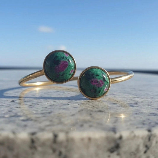 Collectie armbanden met edelstenen in verguld roestvrij staal