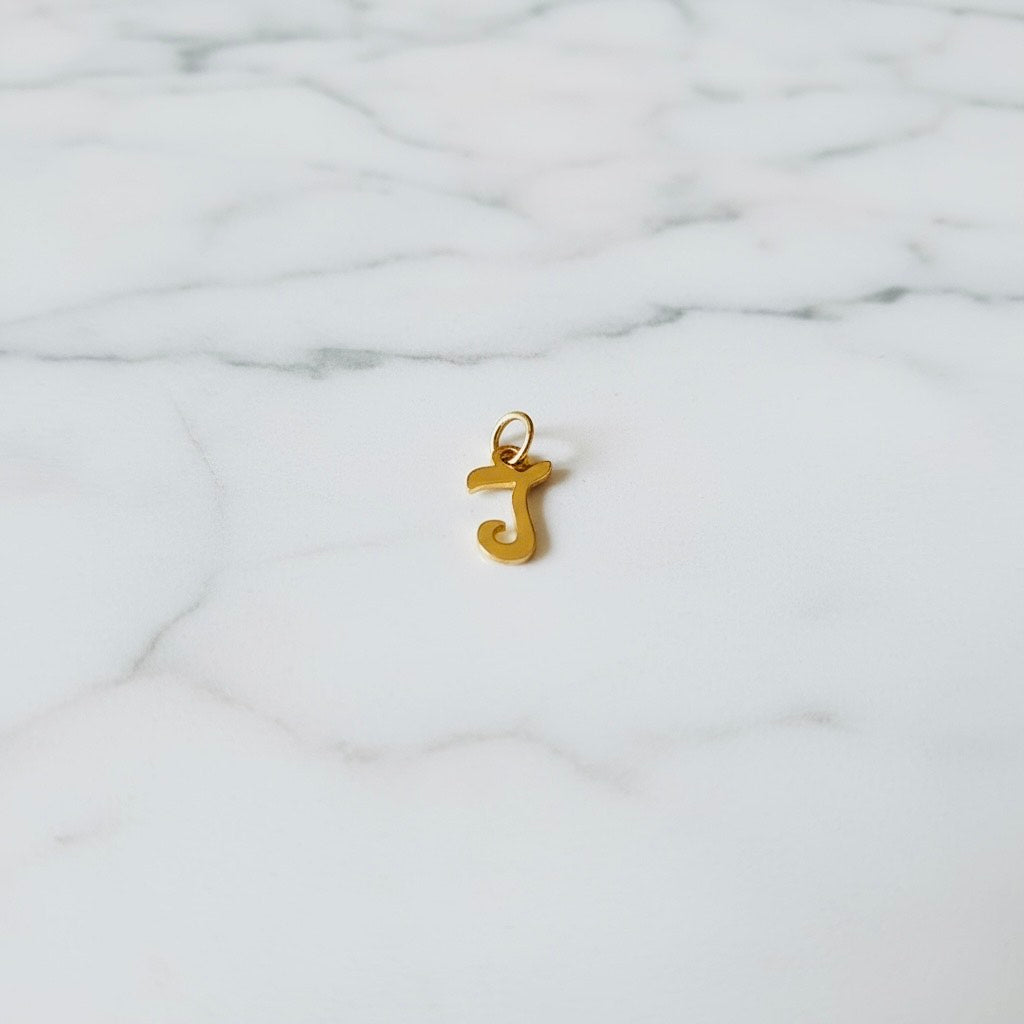 Zoetwaterparelarmband met Afrikaans turkoois, initiaal en opaal