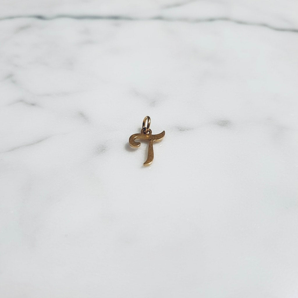 Aquamarijn armband met gouden muntjes en letter